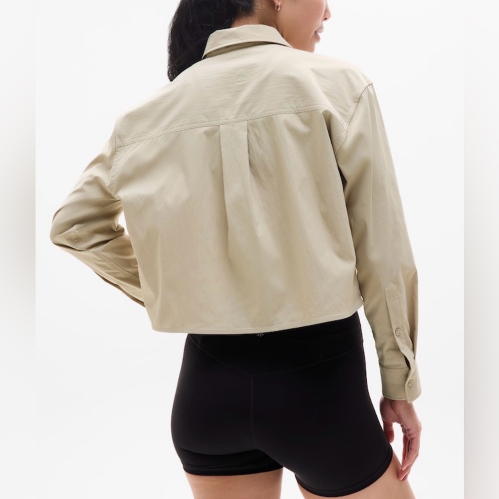 Athleta Midday Cropped Poplin Shirt NWT Size L Ecru Tan UPF 40+ NWT - Picture 2 of 10